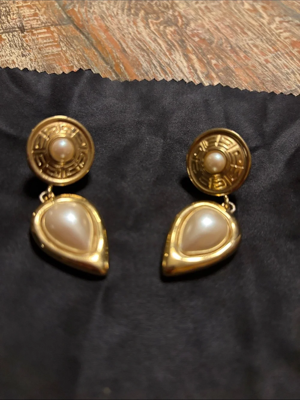 Givenchy Gold-Tone Pearl Drop Earrings